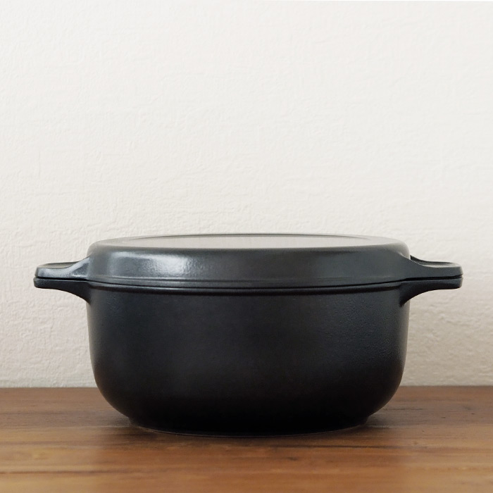 味わい鍋　両手　22cm