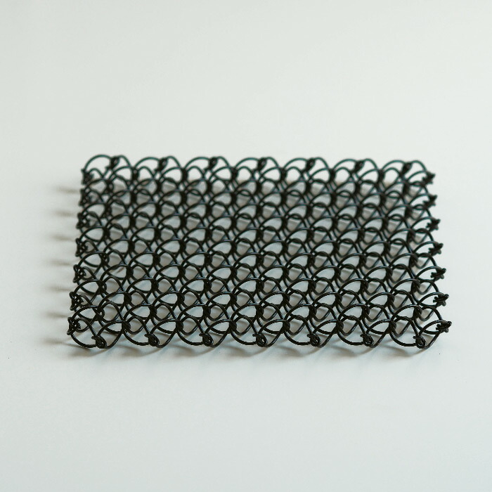 サンク　ワイヤー鍋敷き　ブラック　/　CINQ