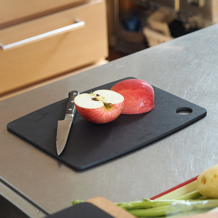 エピキュリアン　カッティングボード　M　ブラック　/　epicurean