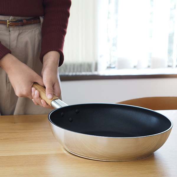 アンバイ　フライパン28cm　/　ambai