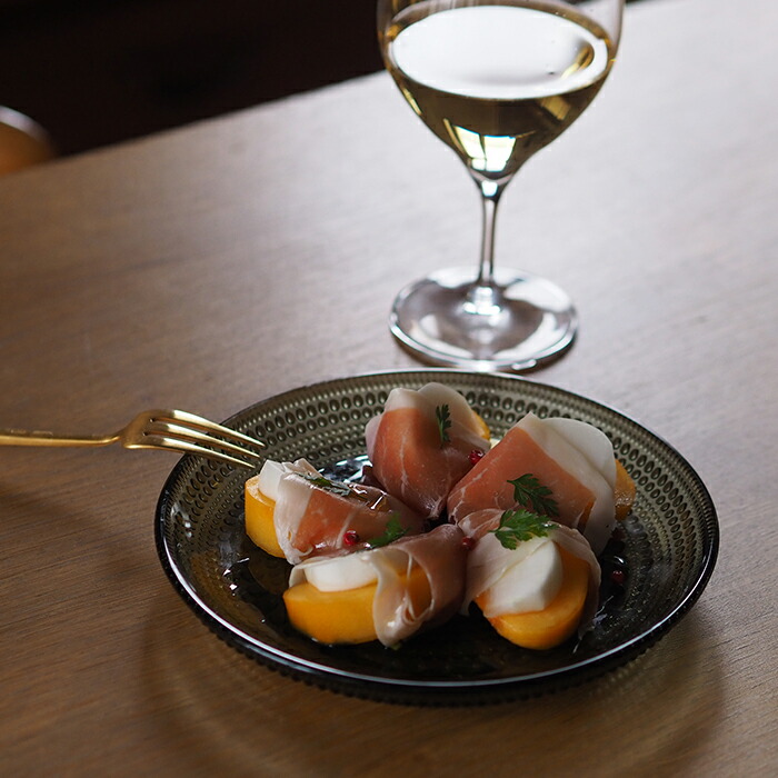 イッタラ　カステヘルミ　プレート　17cm　モスグリーン　/　iittala　Kastehelmi　※