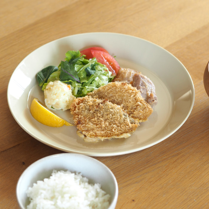 イッタラ　ティーマ　プレート　26cm　リネン　/　iittala　TEEMA