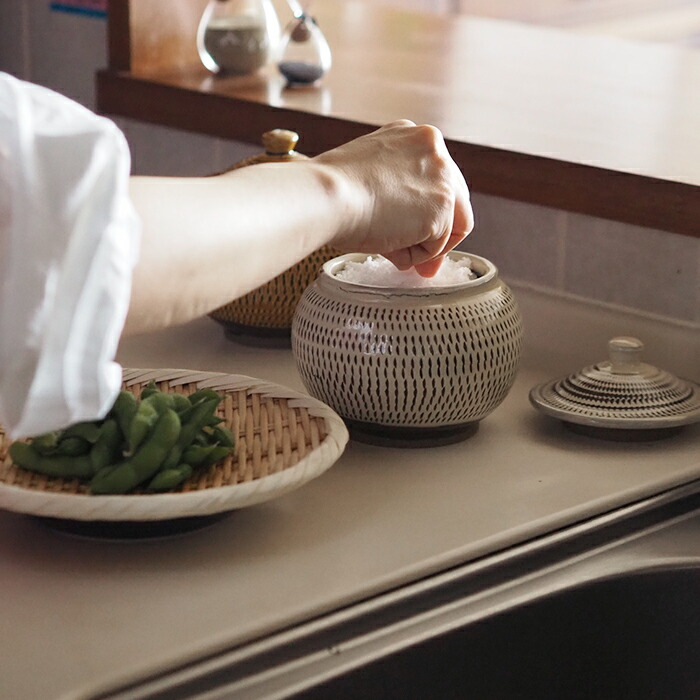 小鹿田焼　小袋窯　3合壺　飛びかんな