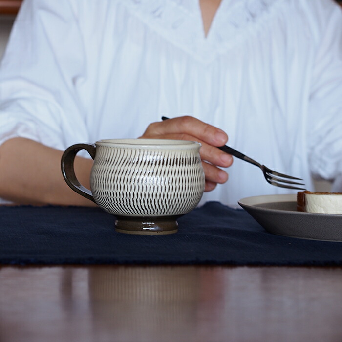 ★小鹿田焼　小袋窯　マグカップ　飛びかんな