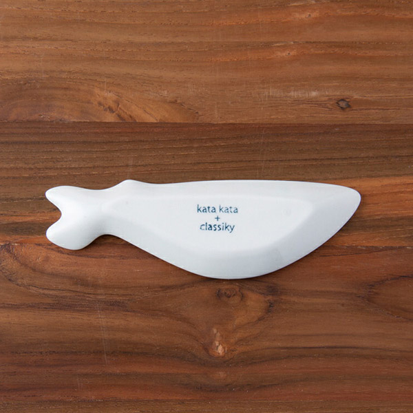 倉敷意匠　kata　kata　印判手豆皿　クジラ