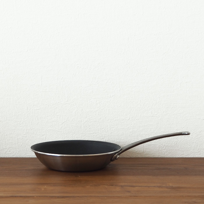 中尾アルミ製作所　キングフロンフライパン浅型 18cm