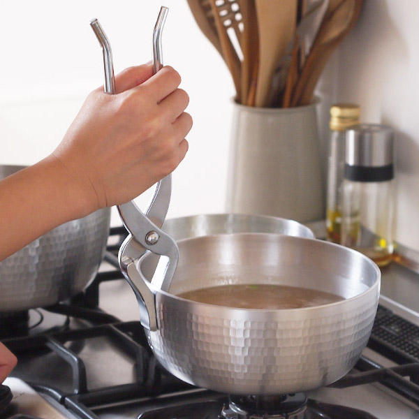 中尾アルミ製作所　ヤットコ鍋　18cm