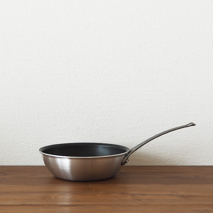 中尾アルミ製作所　シルクフライパン　深型（新ステンキャスト）　18cm
