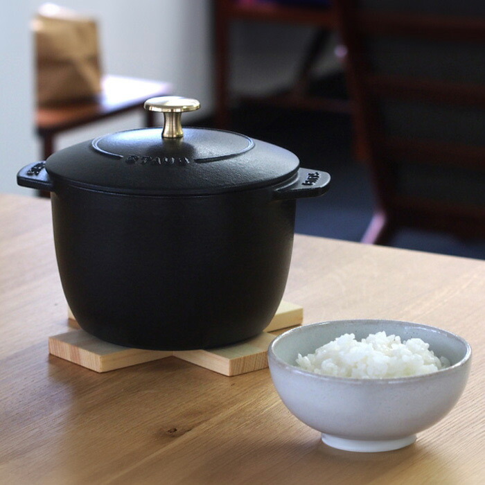 ストウブ　ラ　ココット　デ　ゴハン　M　16cm　ブラック　/　staub