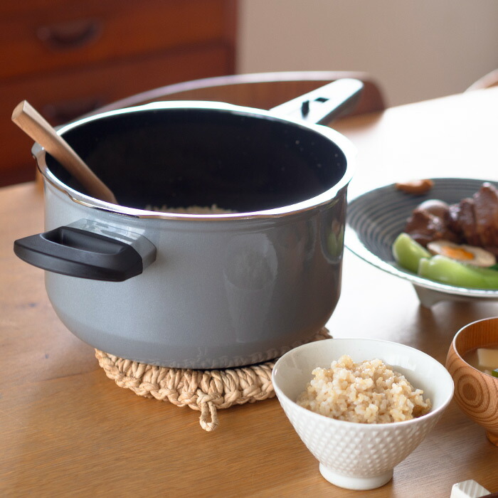 ヴェーエムエフ　フュージョンテック　ミネラル　圧力鍋　4.5L　プラチナム　/　WMF