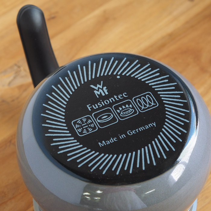 ヴェーエムエフ　フュージョンテック　ミネラル　マルチポット　14cm　蓋付　プラチナム　/　WMF