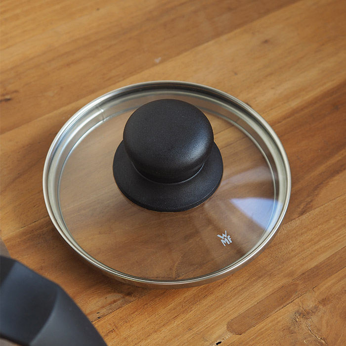 ヴェーエムエフ　フュージョンテック　ミネラル　マルチポット　14cm　蓋付　ミルキークォーツ 　/　WMF