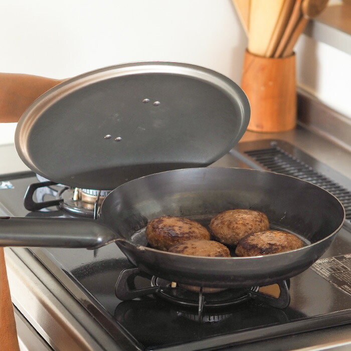 【公式】山田工業所　鉄打出【丸柄フライパン】 （2.3mm） 28cm 空焚き済み