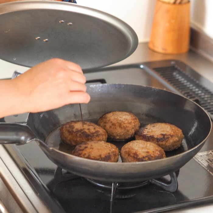 【公式】山田工業所　鉄打出【丸柄フライパン】 （3.2mm） 30cm 空焚き済み