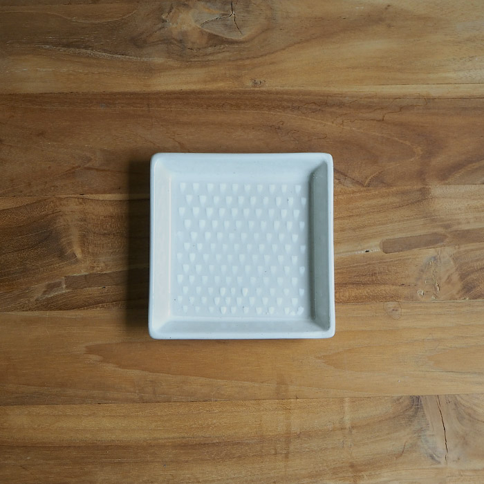 オリメ　P鹿の子　正角皿　ホワイト　/　ORIME